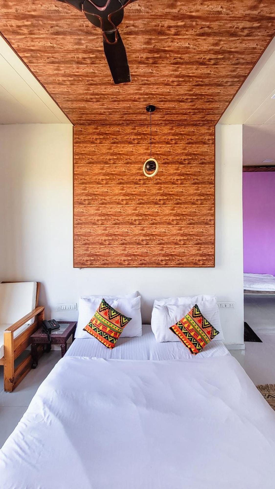 Rudraksha Inn Mount Abu Exterior photo