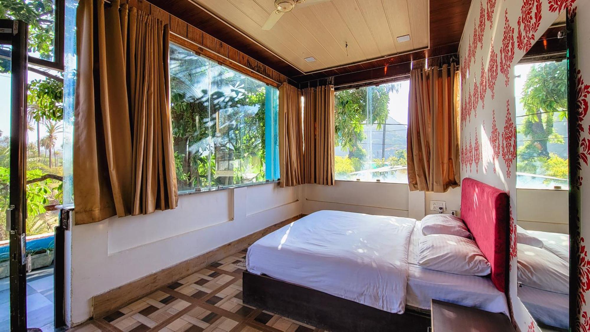 Rudraksha Inn Mount Abu Exterior photo