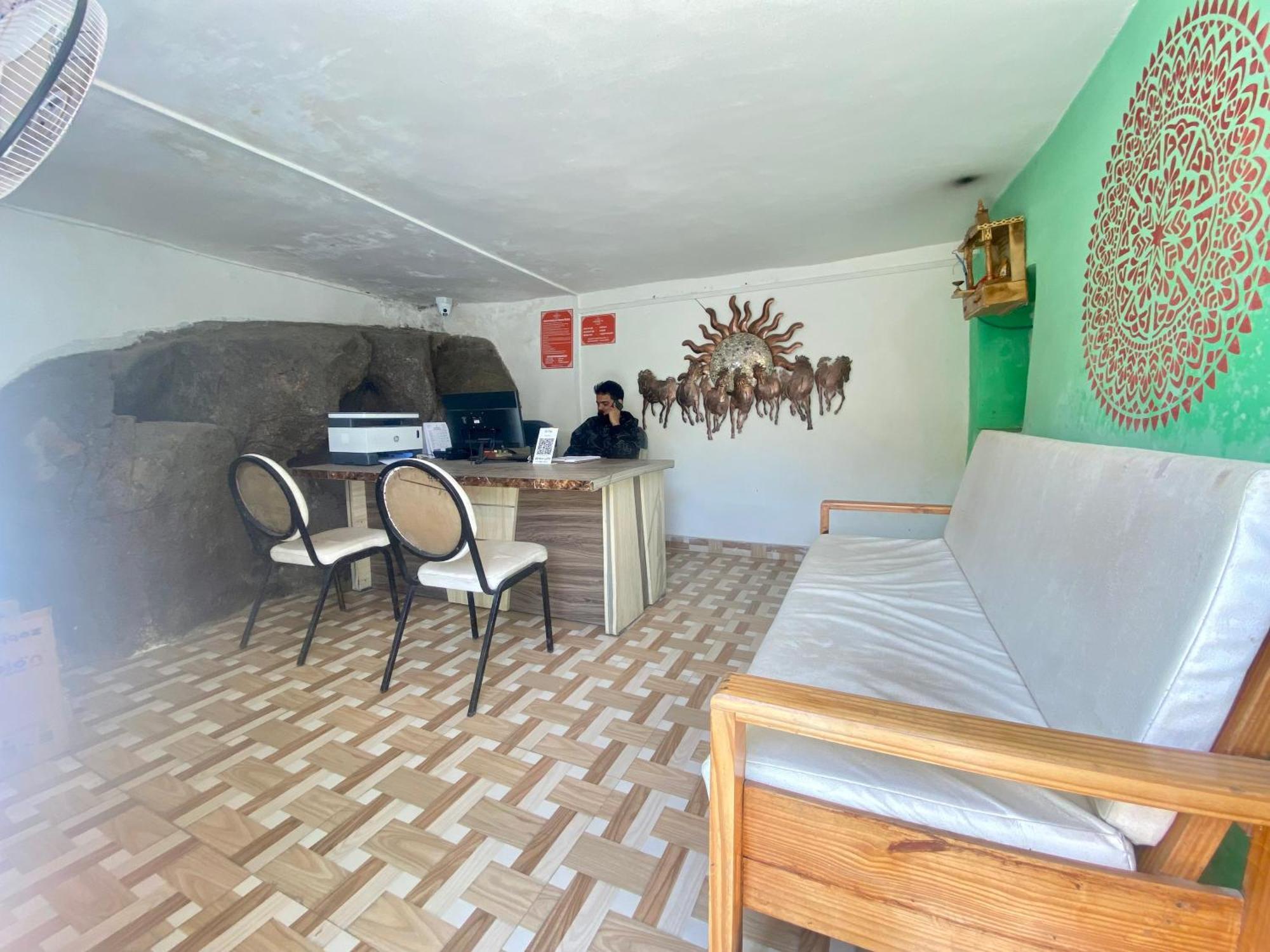 Rudraksha Inn Mount Abu Exterior photo