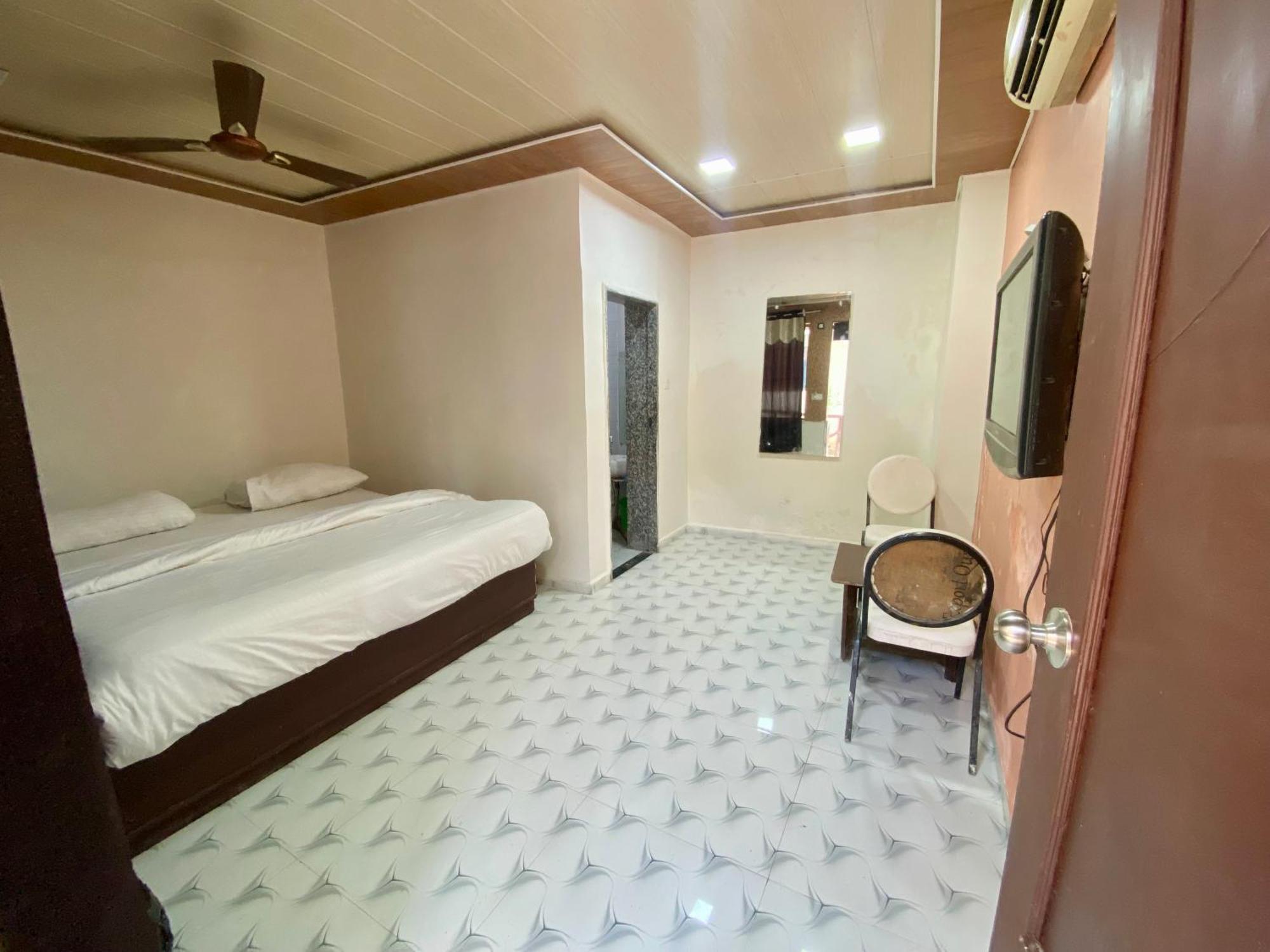 Rudraksha Inn Mount Abu Exterior photo